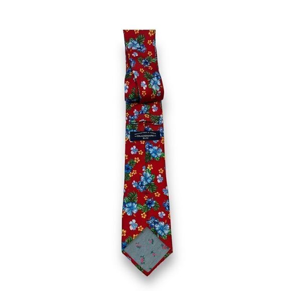 Roundtree & Yorke Floral Print Silk Tie - Picture 2 of 4